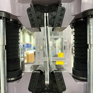 High-Stiffness Load Frame